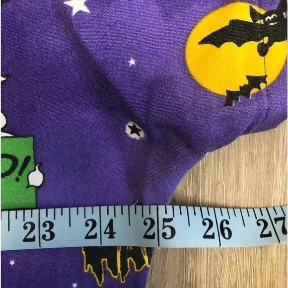 Simply Basic Purple Halloween Scrub Top | Size L - Picture 6 of 7